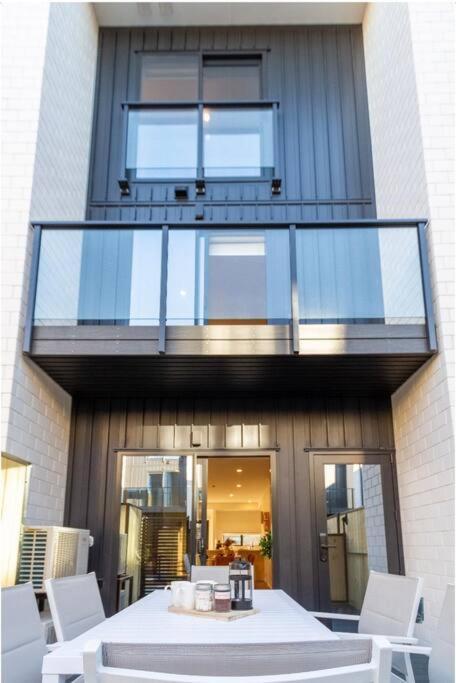 3 Minutes Walk To Riverside Market 4Bed4Bath Christchurch Dış mekan fotoğraf